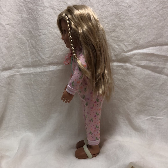 Like new “Our Generation” Doll - Picture 5 of 7